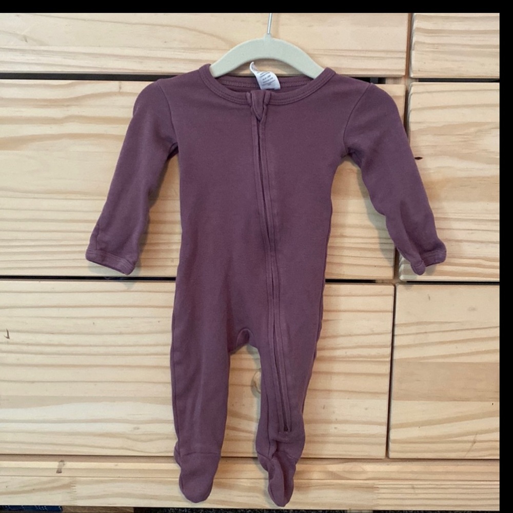 Kate Quinn pajama